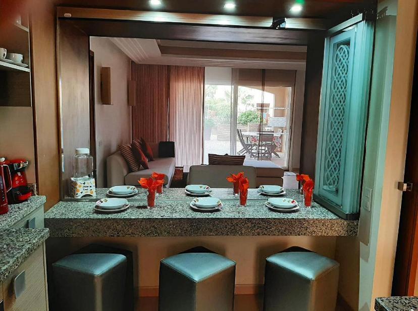 Paradis Plage Pieds Dans L'Eau - Superbe Appartement & Jaccuzi أغادير المظهر الخارجي الصورة