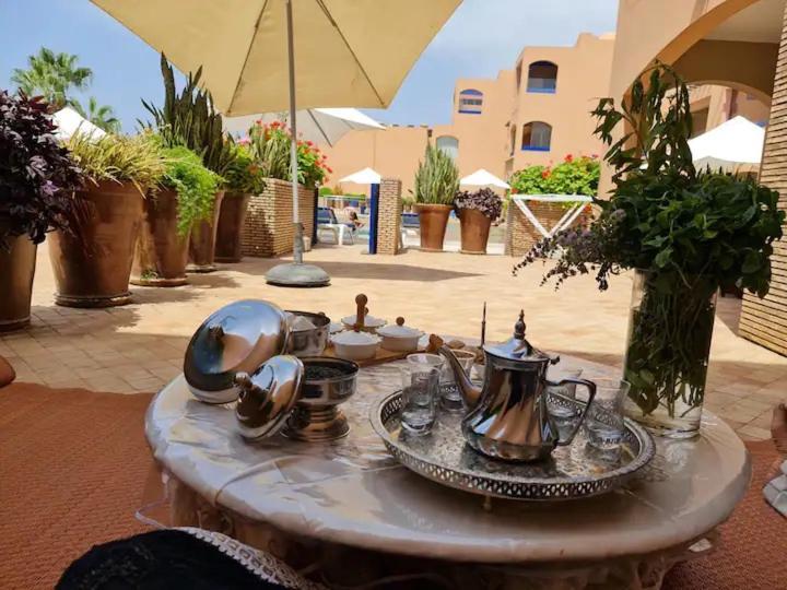 Paradis Plage Pieds Dans L'Eau - Superbe Appartement & Jaccuzi أغادير المظهر الخارجي الصورة