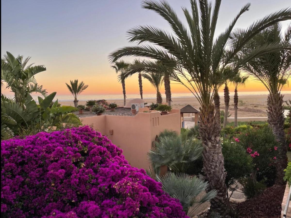 Paradis Plage Pieds Dans L'Eau - Superbe Appartement & Jaccuzi أغادير المظهر الخارجي الصورة